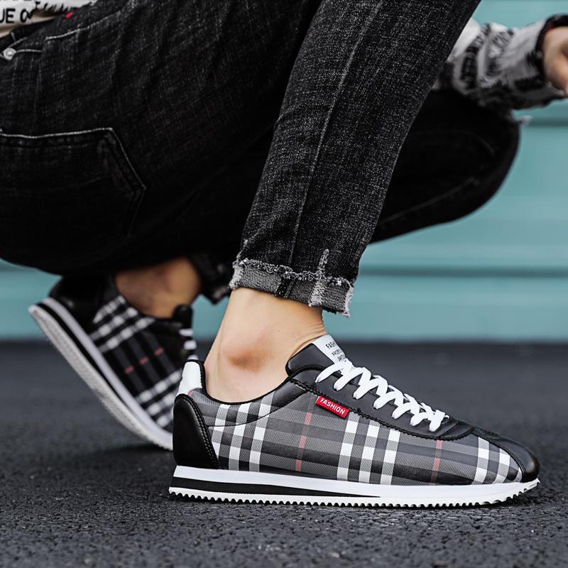 Avenue Check Sneaker
