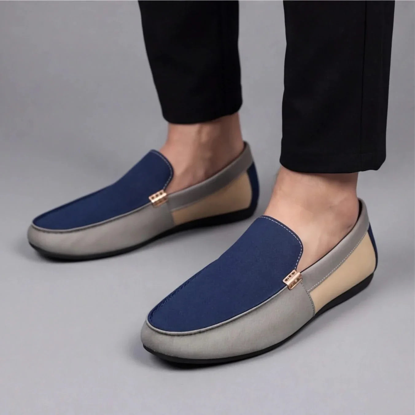 Tavira Canvas Loafers